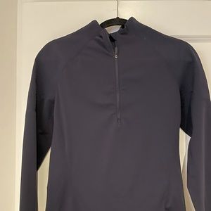 Lululemon half-zip pullover in navy blue. Size 6